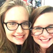 Anna Flinn (@flinn_anna)