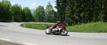 Michelin 2ct technology allows for an even distribution of wear and tear i'm on my 4th set of road 2cts and for good reason. Michelin 2 Ct