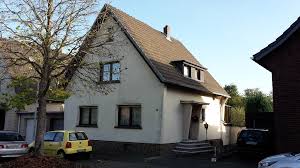 Mitten im rheinischen revier gelegen wurde haus kreisch 1956 vom gleichnamigen kantinenwirt der braunkohlegrube brühl eröffnet. Haus Zum Verkauf Eichweg 18 50321 Bruhl Badorf Bruhl Mapio Net
