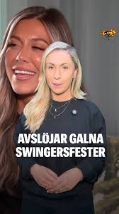 Vem är du på fest? Bianca eller Pernilla?😂 I torsdags var det premiär för  Pernilla Wahlgrens show “Happy Ending”. På röda mattan hittade vi givetvis  hennes barn Bianca och Benjamin Ingrosso, men