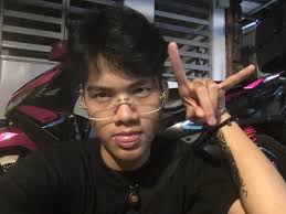 Raymond Devera (@momon_ii) • Instagram photos and videos