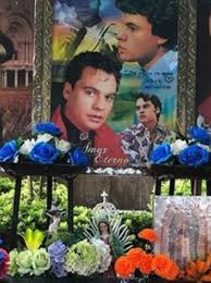 We did not find results for: Fans Pay Tribute On 2nd Anniversary Of Juan Gabriel S Death Kfox
