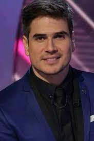 He was a career member of the senior foreign service at the u.s. Daniel Arenas Filme Alter Biographie