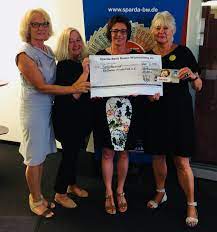 2,739 likes · 1 talking about this. Allgemein 6 000 Euro Fur Ein Warmes Mittagessen Fur Kinder Durlacher Blatt