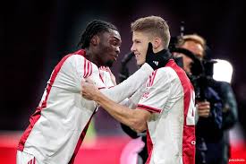 Kieft baalt na zien opstelling: 'Had hem graag aan de aftrap gezien'