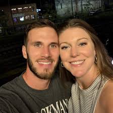 I came across two 2020 Ram 1500's, both 5.7's I'm interested buying… But  one has etorque, and the research I've done isn't doing any justice. Soo  that being said, any etorque owners