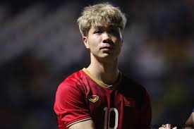 Nguyễn công phượng is a vietnamese footballer who plays as a forward for v.league 1 club hoàng anh gia lai, and the vietnam national footbal. Tiá»ƒu Sá»­ Cong PhÆ°á»£ng Ly Lá»‹ch Cáº§u Thá»§ Nguyá»…n Cong PhÆ°á»£ng Ä'áº§y Ä'á»§ Nháº¥t