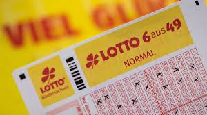 Die lottozahlen vom samstag werden immer um 19:25 uhr ermittelt. Lotto Am Samstag 31 10 Bei Diesen Zahlen Winkt Der Jackpot Wirtschaft