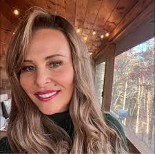 Who recommends lawn mowing and edging services in Brasstown North Carolina?