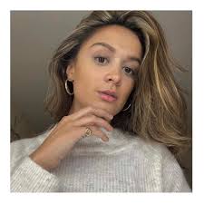 Amy Leigh Hickman And Jessie Williams Fanzz