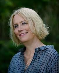 Sarah Ehlert's Instagram, Twitter & Facebook