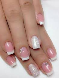 Los diseños de uñas acrílicas ofrecen colores y diseños sorprendentes, ¡una explosión de creatividad! Unas Acrilicas Disenos Sencillos Elegantes Unas Acrilicas