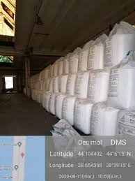 Se prezinta sub forma de granule slab colorate alb galbui contine in compozitie 33,5% azot total are umiditate max. Video Zeci De Tone De Azotat De Amoniu Depozitate FÄƒrÄƒ AutorizaÈ›ie In Portul ConstanÈ›a Focuspress Ro