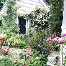 Mein Traumgarten Romantisch Und Nutzlich Lassig Und Elegant Der Cottage Garten Sechs Einfache Schritte Zum Ersten E Cottage Garten Garten Naturnaher Garten