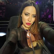 Ana Nikolic ist wirklich heiß nach dem Abnehmen, aber schau dir ihre Mutter  im Bikini an! (FOTO)