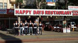 Happy days starred ron howard, henry winkler, tom bosley, marion ross, erin moran, anson williams, and donny most. Happy Days Restaurant Alanya Restaurant Reviews Photos Phone Number Tripadvisor