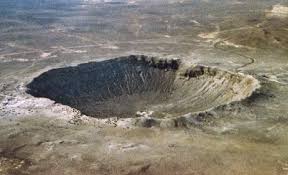 Meteor crater is a meteorite impact crater about 37 mi east of flagstaff and 18 mi west of winslow in the northern arizona desert of the uni. Ù…Ù„Ù Barringer Meteor Crater Arizona Jpg ÙˆÙŠÙƒÙŠØ¨ÙŠØ¯ÙŠØ§