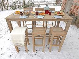 Wintergrillen Auch Den Winter Kann Man Im Garten Geniessen Auf Dem Barset Aus Teakholz Von Rough Gartenbar Set Gartenmobel Sets Gartenmobel