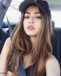 Lucia Boone's Instagram, Twitter & Facebook