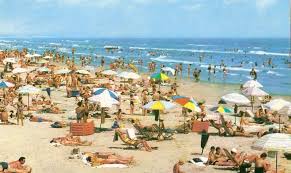 Cu voucherele de vacanţă, salariaţii pot achiziţiona pachete turistice complete din unităţile turistice afiliate de pe teritoriul româniei: Tichetele De VacanÈ›Äƒ AruncÄƒ PreÈ›urile In Aer Cat O SÄƒ Coste VacanÈ›a La Mare De 1 Mai