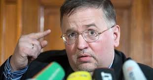 Germany politician Arthur Wagner of Alternative for Germany anti-Islam  party becomes Muslim