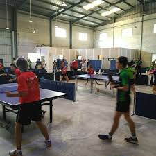 Uma fileira de livros poderia ser usada como rede, uma rolha de garrafa como bola e uma caixa de charutos como raquete. Club Tenis De Mesa Burjassot Valencia Home Facebook