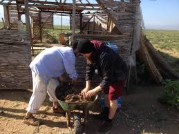 It can be used as a traditional fire pit, can be used to bbq hot dogs or marshmallows or can be used merely as a decorative backyard centerpiece. From The Ground Up Building An Adobe Home In Punta De Choros Chile