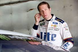 There are 19 teams that have a nascar charter meaning 36 cars of the available 40 slots will make every race throughout the 2017 season. Das Sind Die 16 Playoff Teilnehmer Im Monster Energy Nascar Cup 2017