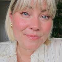 Sharon Beech's Instagram, Twitter & Facebook