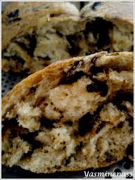 Pain Aux Olives Noires A L Oree Des Douceurs