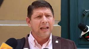 Responsabilizan al ministro Edgar Montaño por la movilización de gente  desde el chapare para cercar el departamento de Santa Cruz