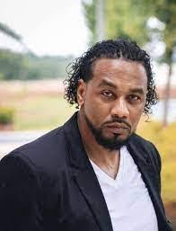 Darius Poindexter's Instagram, Twitter & Facebook