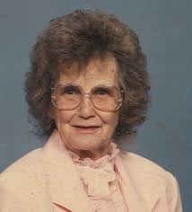 Dianne Dillon's Instagram, Twitter & Facebook