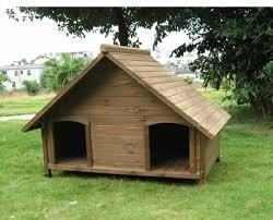 Mit einer entsprechenden bauanleitung geht es ganz. Hundehutte Selber Bauen Super Ideen Archzine Net