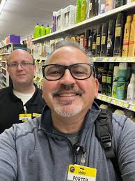 If you want to shop at a great store, come see Jacob and his team at 8999  in Brilliant Al !!! David Sheppard