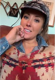 You know, I can take the abuse for so long but when you hurt the people I  love most, I’m pretty frickin done, I’m not going to be mean because the  most harm I can cause is to speak truth 🙌 ...