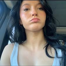 India Johnston updated her profile picture.