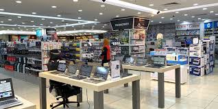 In 2009, plaza low yat was named malaysia's largest it lifestyle centre by the malaysian book of records. Plaza Low Yat All It Hypermarket