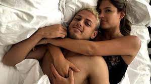 La modelo australiana de 23 años publicó una atrevida foto en instagram en la que dejó ver a sus 1.3 millones. Sevilla Sarah Kohan Felicita A Chicharito Por Su Fichaje Por El Sevilla Y Le Declara Su Amor La Mediatica Modelo Sarah Kohan Ha Felicitado A Marca Com