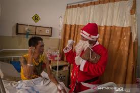Analisa data menggunakan metode collaizi. Rumah Sakit Brayat Berbagi Kebahagiaan Natal Bersama Pasien Antara News