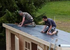 Gartenhaus Eine Aufbaugeschichte In Bildern Gartenhaus Gartenhaus Dach Gartenhaus Bauen