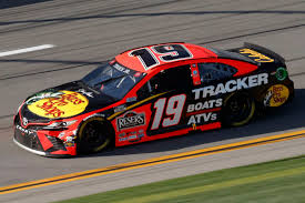 Welcome to nascar's official fan page! 2021 Dixie Vodka 400 Odds Breaking Down Opening Odds For The Winner At Sunday S Homestead Course Race Draftkings Nation