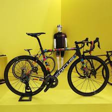 Unibikeexpo Da Direkt Satis Yapilmamasinin En Iyi Oldugu Anlardan Biri Bikerepublicturkey Focusbikes Aklinizi Almak Icin Fuarda Yerleri In 2020 Bicycle Vehicles