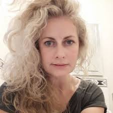 Annabel Williams (@AnnabelWilliam7)