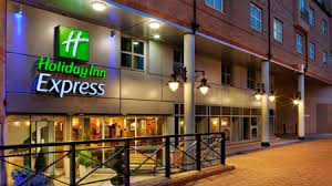 We are located right after the mashtots park, which is in the very center of yerevan city. Holiday Inn Express Hotels In Central London