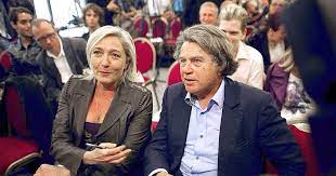Des invités et des journalistes se bousculent déjà quand il m'a annoncé se rapprocher du fn, je lui ai dit : Pourquoi C Est Important Photos D Exactions De Daech Marine Le Pen Et Gilbert Collard Juges A Nanterre
