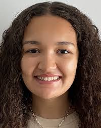 Simone Chaney's Instagram, Twitter & Facebook