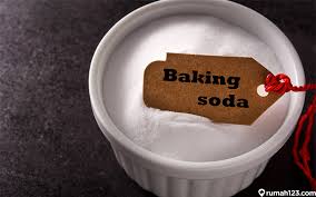 Letakkan hidangan cendawan atau mangkuk yang mengandungi bahagian gula dan baking soda yang sama. 7 Manfaat Baking Soda Bikin Gigi Putih Sampai Jadi Obat Panas Dalam Rumah123 Com