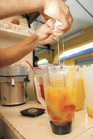 Es Prudente Comer Huevo Crudo Cuida Tu Salud Con Diane Perez