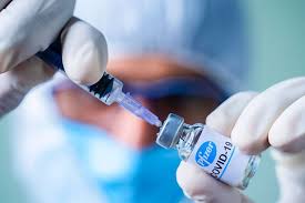 La vacuna contra el covid surge como la esperanza ante esta impiadosa pandemia. Pfizer Asegura Que Probablemente Sea Necesaria Tercera Dosis De La Vacuna